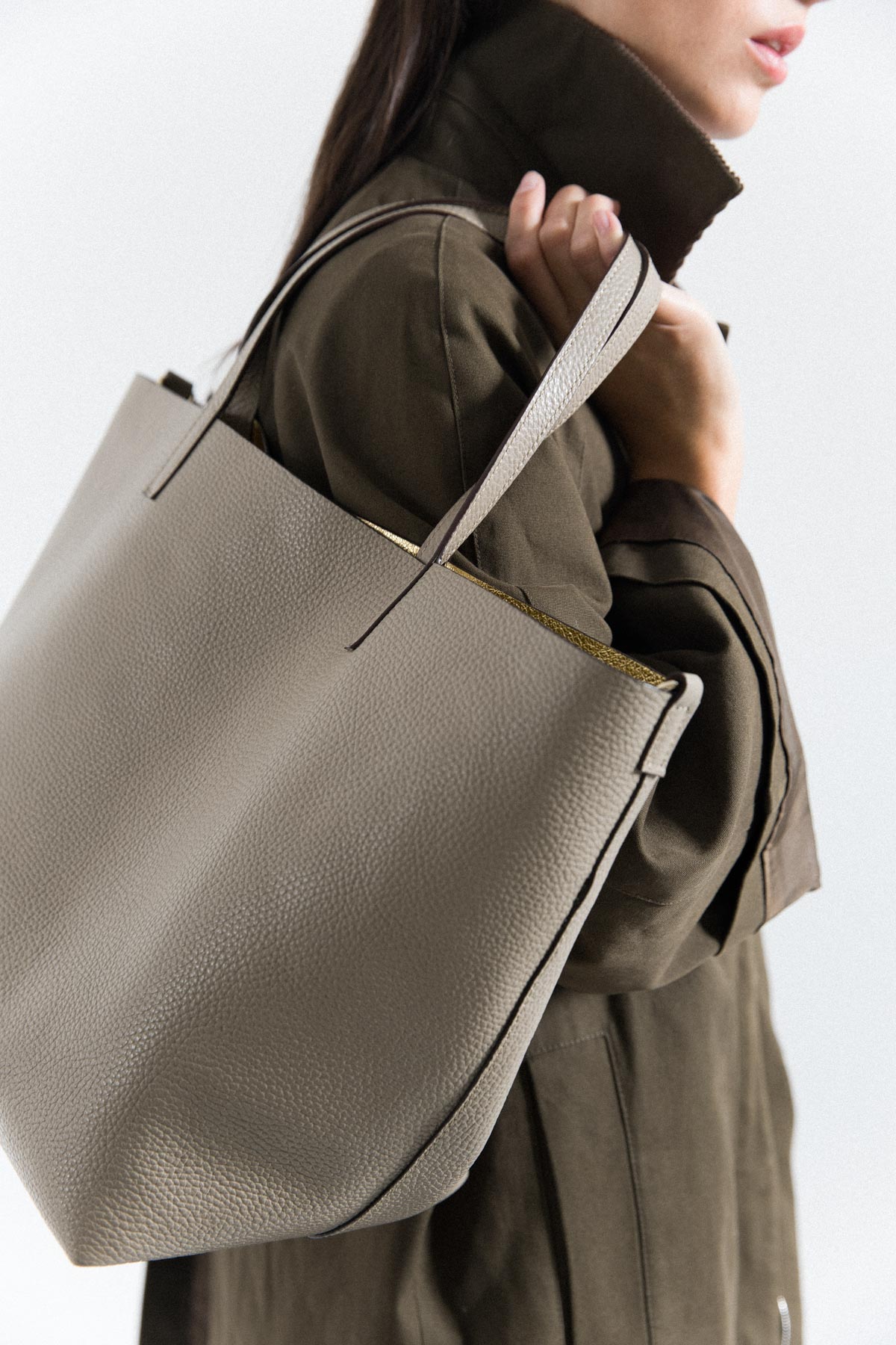 NEW IN Louise Topo